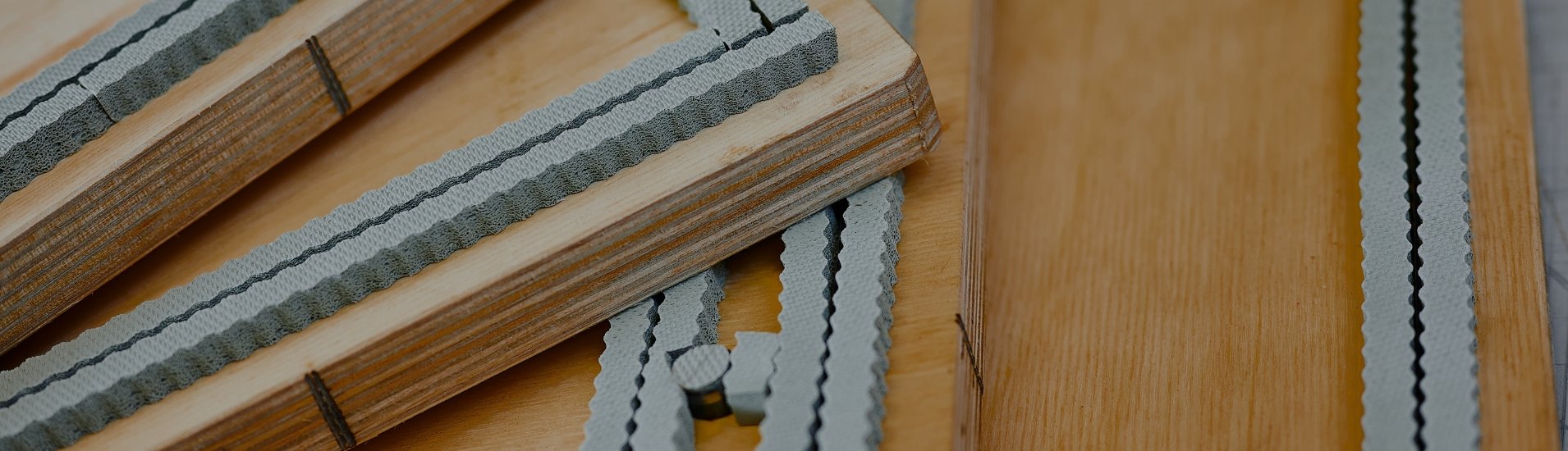 steel rule die making hammer martillo banner