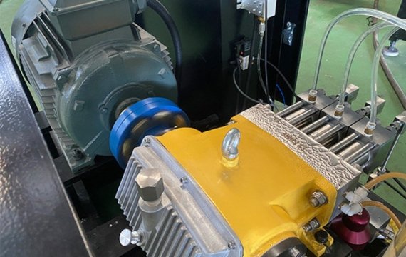 super pressure water pump 230Mpa